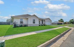 1004 Village Drive, Altus, OK 73521
