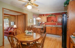 106 E Lincoln, LENA, IL 61048