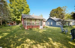 7756 E Maple Street, Central Lake, MI 49622