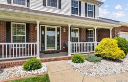 2711 Cascade Lake Drive, Shiloh, IL 62221