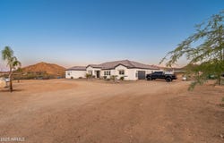 8017 S 143rd Avenue, Goodyear, AZ 85338