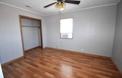 200,202 W Creek, London, TX 76854