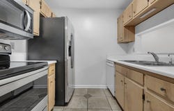 3918 Gaffney Loop unit: B, Tallahassee, FL 32303