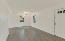 401 S Avenue C, Elgin, TX 78621