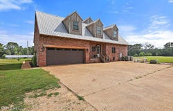 849 Athens Road, Mendenhall, MS 39114