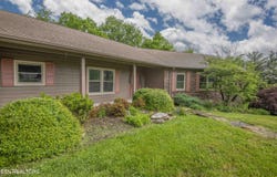 103 Farmington Place, Clinton, TN 37716