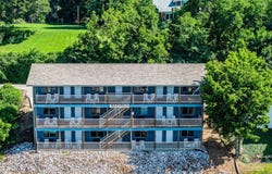211 W Clinton Street, Grafton, IL 62037