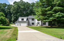 309 Woodview Drive, Muskegon, MI 49442