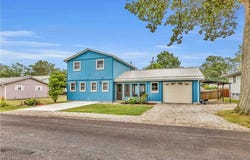 219 Delamere Road, Vermilion, OH 44089