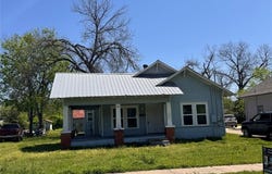 502 N Virginia Street, Terrell, TX 75160