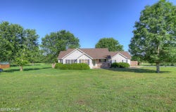 9511 County Lane 191, Carthage, MO 64836