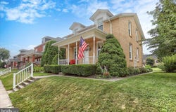 206 West Granada Avenue, Hershey, PA 17033