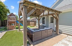 129 Coyote Run, Waxahachie, TX 75165