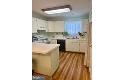 12 STONEWALL CT, MIDDLEBURG, VA 20117