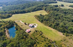 507 Leach Branch Road, Hermann, MO 65041