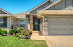 11117 SW 34th Terrace, Yukon, OK 73099