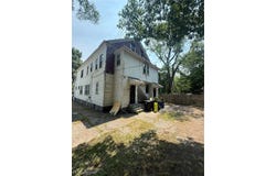 920 Wheelock Road, Cleveland, OH 44103