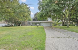 8417 Gallant Fox, Flushing, MI 48433
