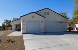 5801 S Desert Lakes Drive, Fort Mohave, AZ 86426