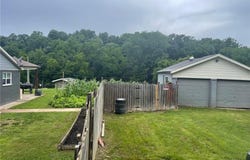 21260 Nicodemus Church  RD, Siloam Springs, AR 72761
