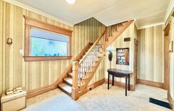 905 S 6th, Escanaba, MI 49829