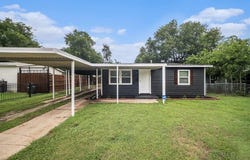 5525 Lester Granger Drive, Fort Worth, TX 76112