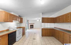 1903 Mercedes Way, Florence, SC 29506