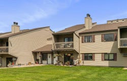 20 Village Dr, Proctor, MN 55810