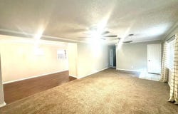 1012 S Lawn Street, Hale Center, TX 79041