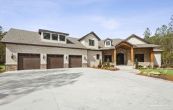 9325 Naturewalk Dr, Jay, FL 32565