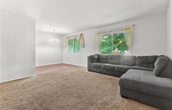 653 E 143rd Street, Burnsville, MN 55337