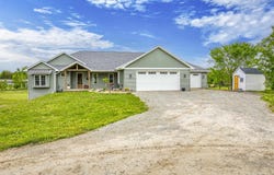 N994 NORTH Road, HORTONVILLE, WI 54944