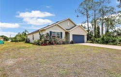 1036 Alaska Avenue, Lehigh Acres, FL 33971