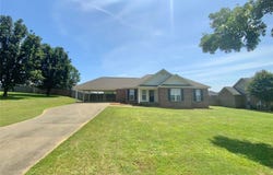 1939 CEDAR RIDGE Loop, Prattville, AL 36067