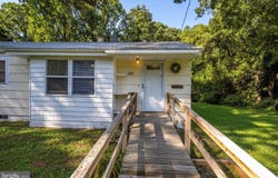 302 Pine Way, Salisbury, MD 21804