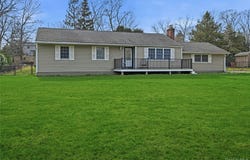 8 Kemswick Drive, Stony Brook, NY 11790