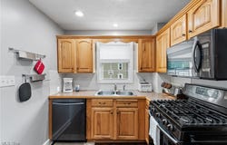 360 Woodside Avenue NE, North Canton, OH 44720