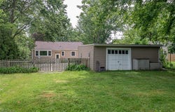 4050 Walter Road, North Olmsted, OH 44070