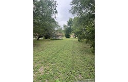 221 Roosevelt, Seguin, TX 78155
