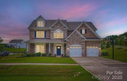 204 Bouchard Drive, Waxhaw, NC 28173