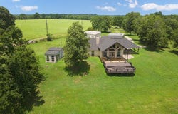319 An County Road 4020, PALESTINE, TX 75803