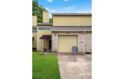 512 Eberhart Ln, Austin, TX 78745