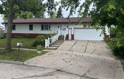 1211 Grant Ave, Norfolk, NE 68701