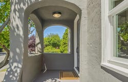 5208 Miles Ave, Oakland, CA 94618