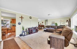 4165 WOOD AVE, Eugene, OR 97402