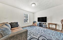 6825 Woodcreeper DR, Roanoke, VA 24019