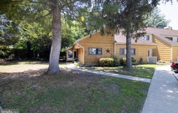 15 DOVER DRIVE, LINDENWOLD, NJ 08021