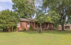 409 Mauldin Ave, Florence, AL 35634