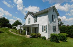 102 Blosser Hill Rd, Springhill Twp, PA 15451