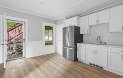 1524 Main St, Worcester, MA 01603